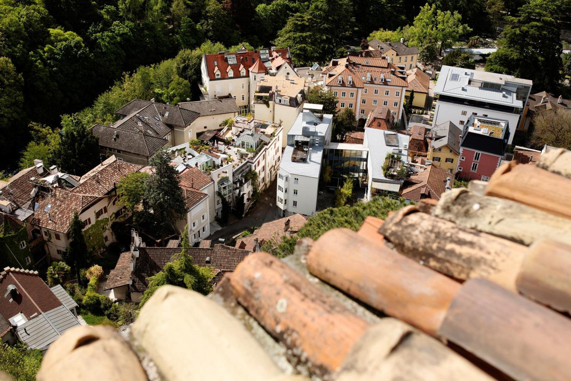 5-Zimmer-Appartement In Historischer Privatvilla, Meran Zentrum, Kostenloser Parkplatz Eksteriør bilde
